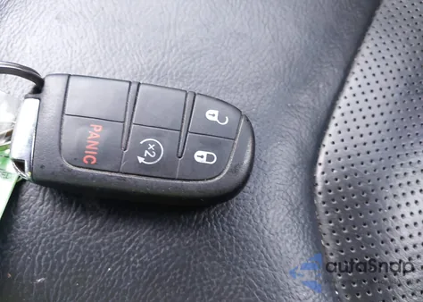 2019 Jeep Compass Limited 4X4 из США, поврежденный, VIN 3C4NJDCB9KT753491